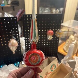 Mid-Century Style Glass Tree Topper – Red Reflector Ball + Striped Spike (Boxed)